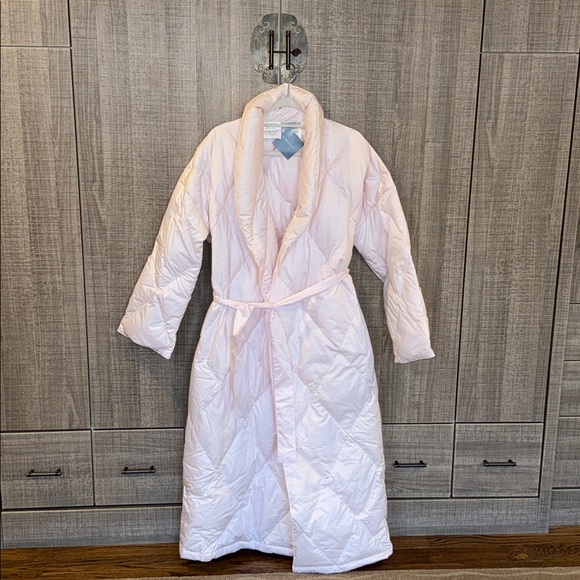 Cuddle Down Robe - Picture 1 of 17